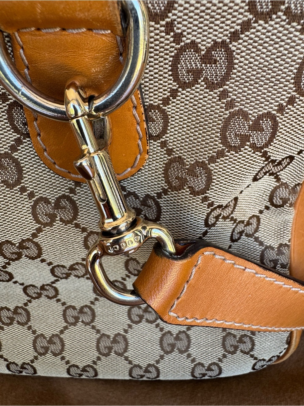 Vintage Gucci Tan GG Supreme Satchel with Red & Green Stripe - Picture 9 of 14